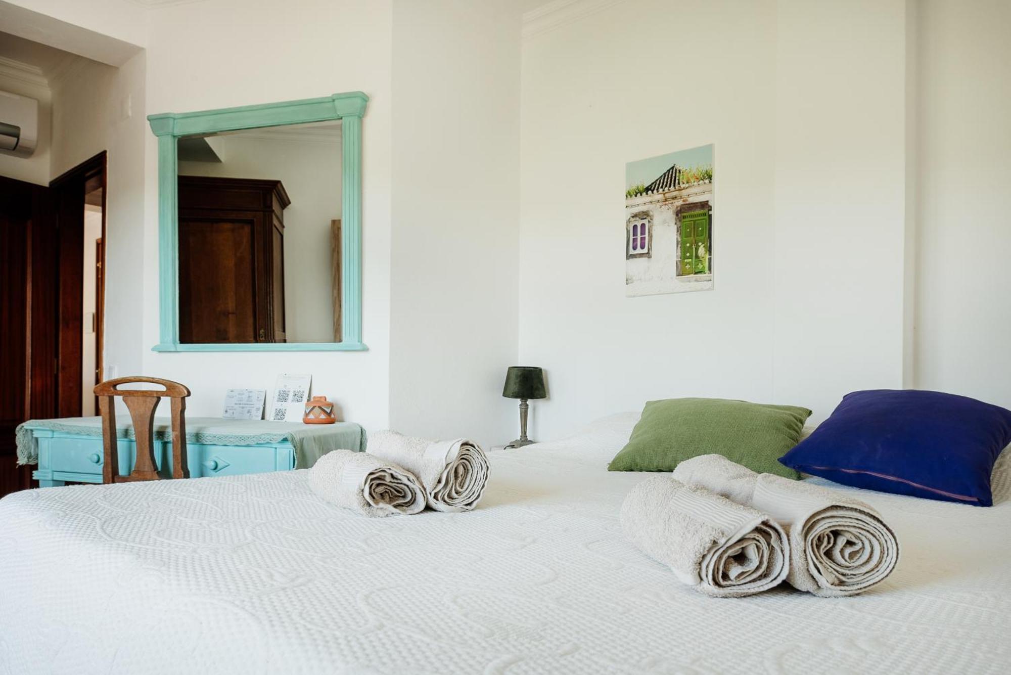 B&B Entrecolinas Paderne  Exteriör bild